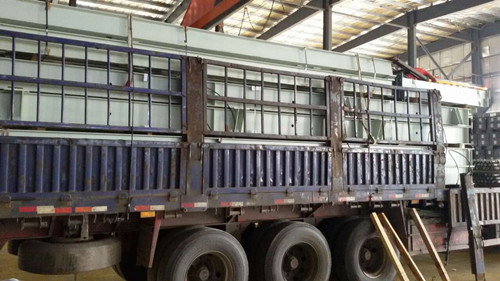 天津萬(wàn)通大廈信達(dá)二期立體停車(chē)設(shè)備鋼結(jié)構(gòu)發(fā)貨現(xiàn)場(chǎng)